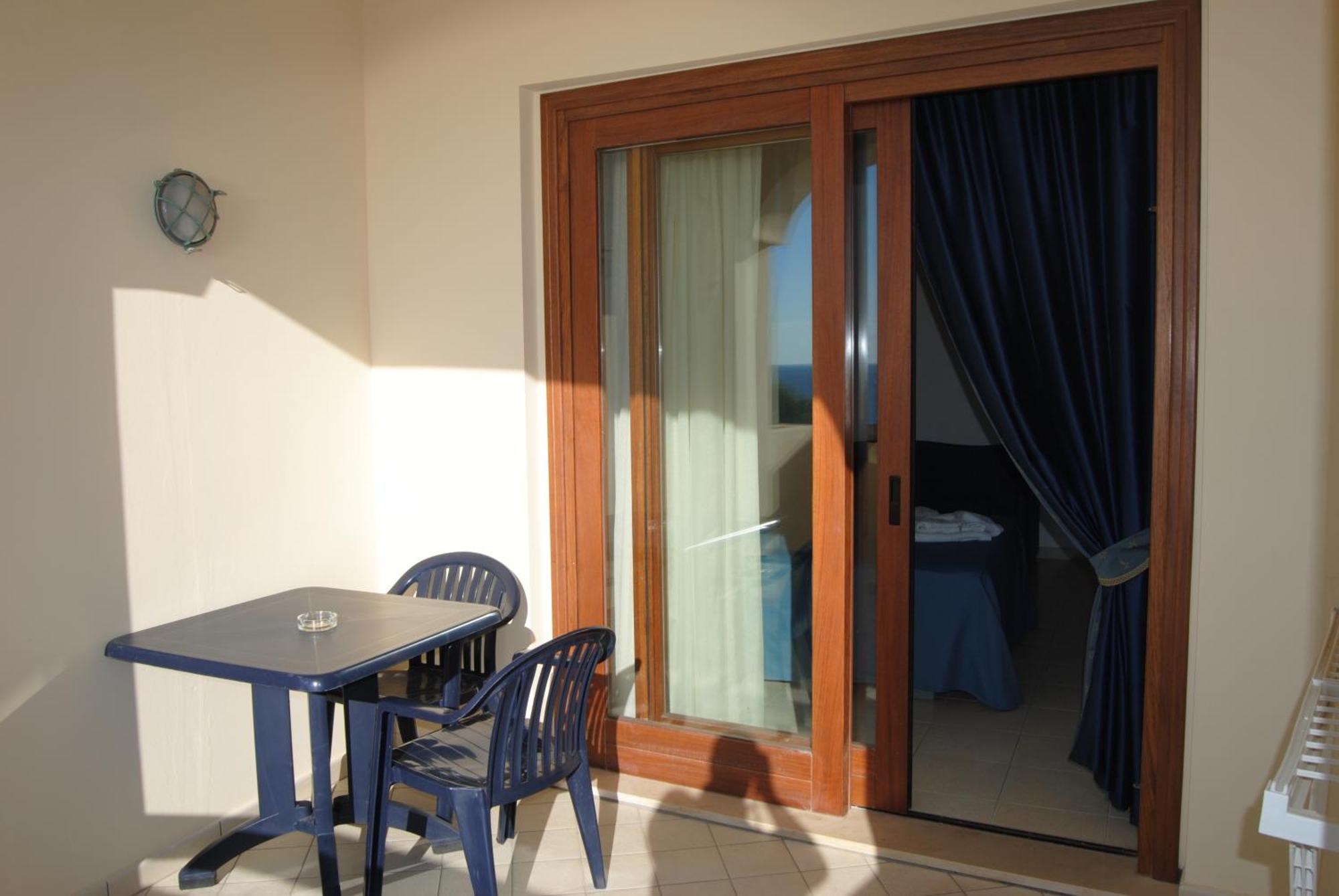 Hotel Scoglio Del Leone Zambrone Exteriér fotografie