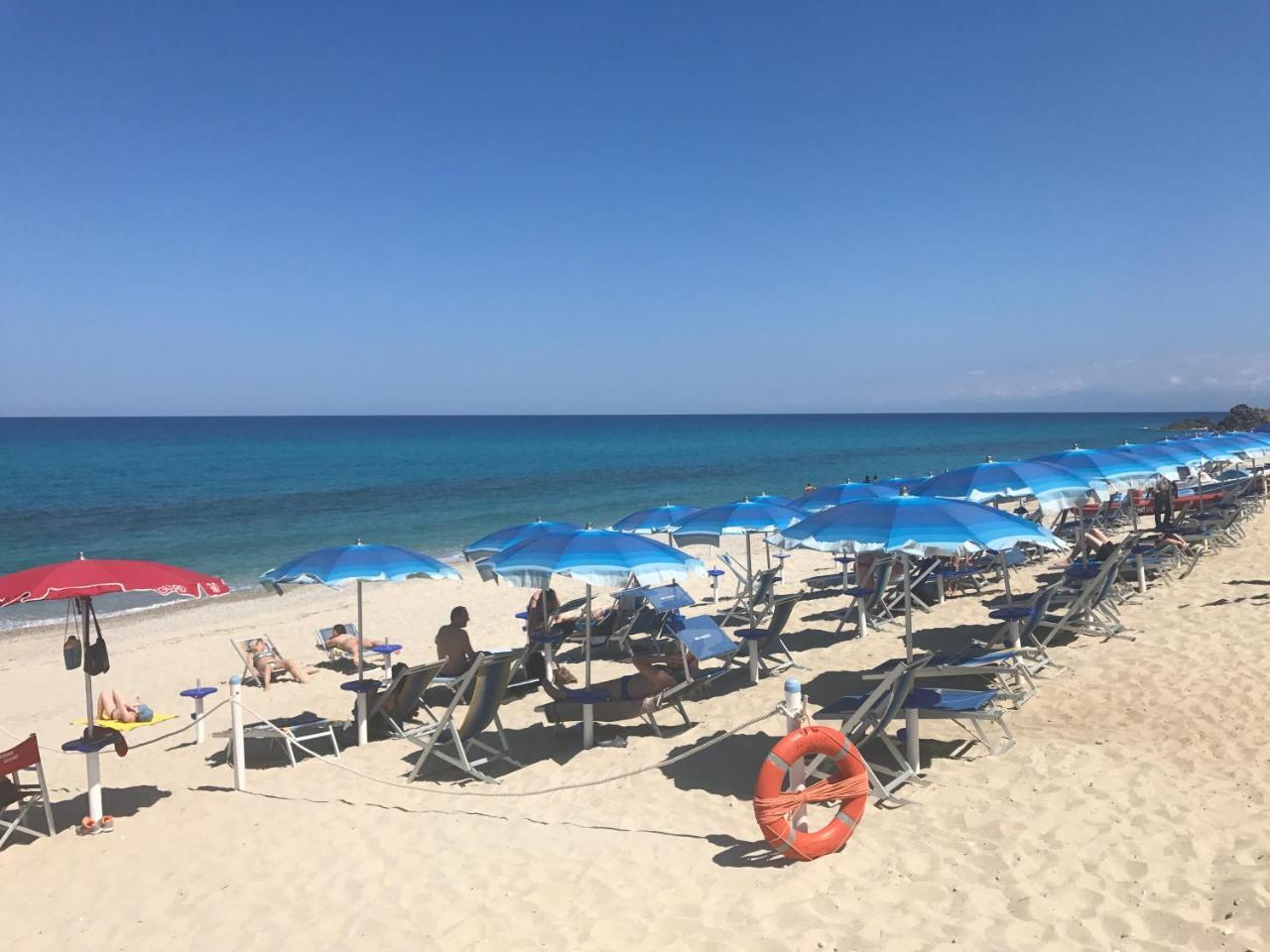 Hotel Scoglio Del Leone Zambrone Exteriér fotografie